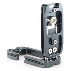 3 Legged Thing L-Brackets><noscript><img width=