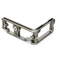 3 Legged Thing L-Brackets><noscript><img width=