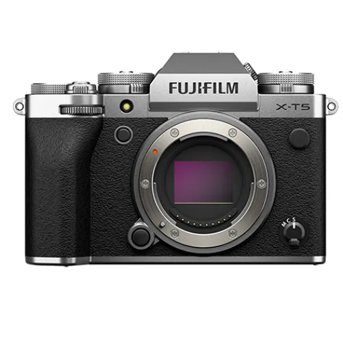 Fujifilm Mirrorless Cameras>X-T5 Silver + XF 16-80mm f/4 R OIS WR Lens