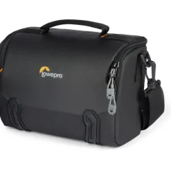 Lowepro Slings, Shoulder & Messenger Bags>Adventura SH 140 III Shoulder Bag - Black