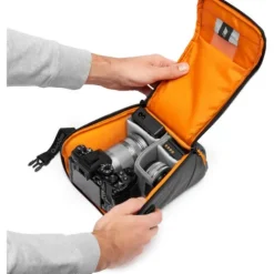 Lowepro Slings, Shoulder & Messenger Bags><noscript><img width=