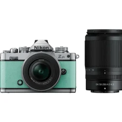 Nikon Mirrorless Cameras>Z fc Green Twin Kit