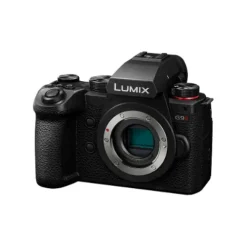 Panasonic Mirrorless Cameras><noscript><img width=