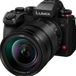 Panasonic Mirrorless Cameras>Lumix S1 II with 24-105mm f/4 Macro O.I.S. Lens