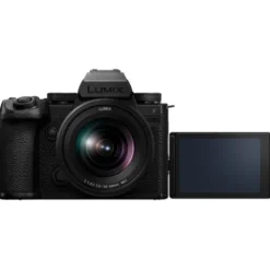 Panasonic Mirrorless Cameras>Lumix S5 IIX + S 20-60mm f/3.5-5.6 Lens
