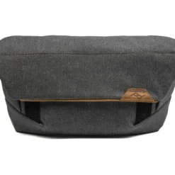 Peak Design Slings, Shoulder & Messenger Bags>The Field Pouch - Charcoal v2