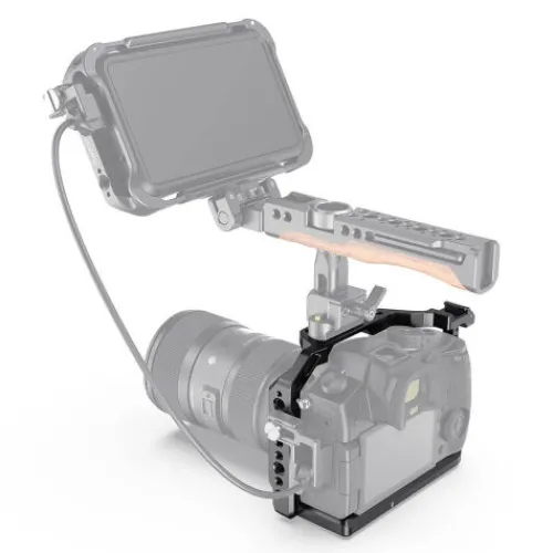 SmallRig Camera Cages & Rigs>Cage for Panasonic Lumix GH5/GH5 II and GH5S CCP2646